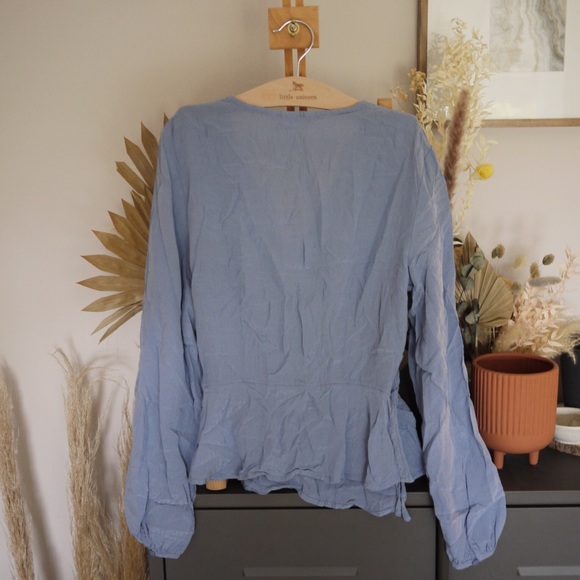 [3/$25] H&M Wrap top in dusty blue - Picture 2 of 3